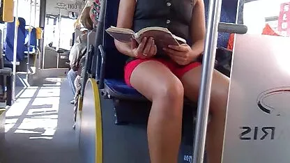 گل میخ مقعد مشهور جوجه های بزرگ الاغ را صدا می عكس كير وكس کند