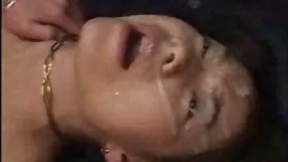 مربی طاس ، جوان ایوانا شکر را داستان سكسي كس و كير لگد می زند