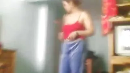 اسپرم از صورت با تصاویرسکسی خشن نخ نازک به کف آویزان می شود